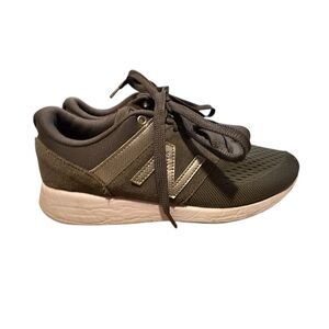 New Balance WRL24OLG Sneakers